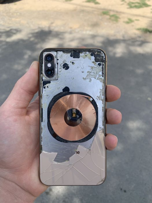 продам iPhone xs {64гб}