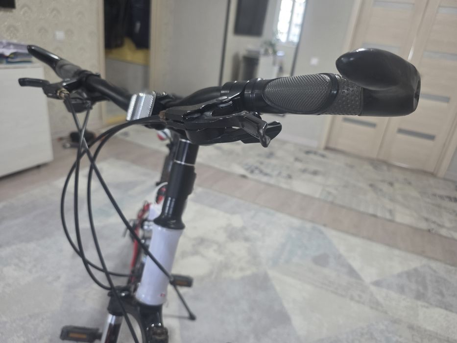 Велосипед спортивно-прогулочный