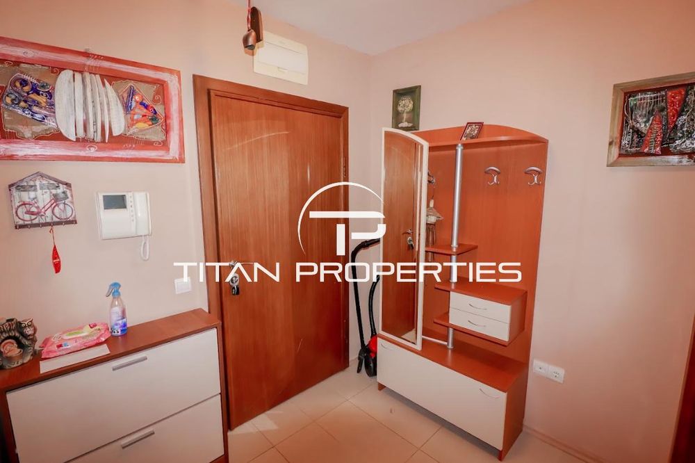 Дава се под наем Двустаен апартамент в Варна, Център - 76 кв.м за 750 € - Снимка #5