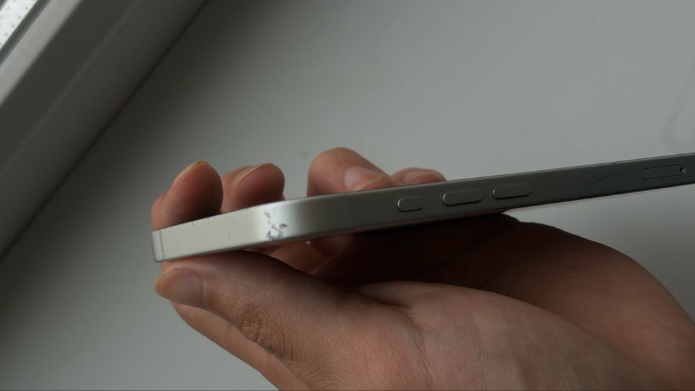 Iphone 16e Айфон 16е