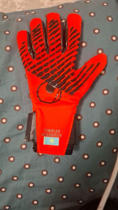 Перчатка анарбекова