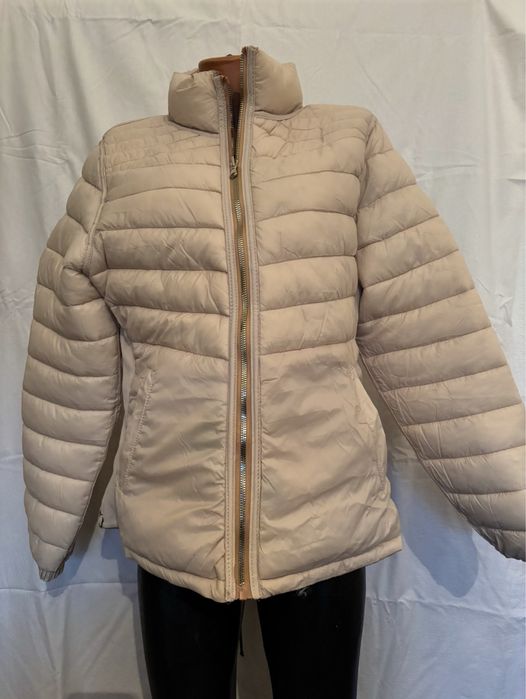 Яке, сезон-есен/зима.