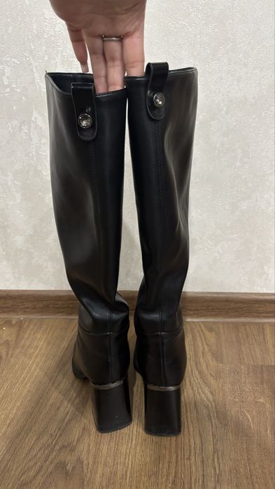 Кожаные зимние ботфорты, 36 размер