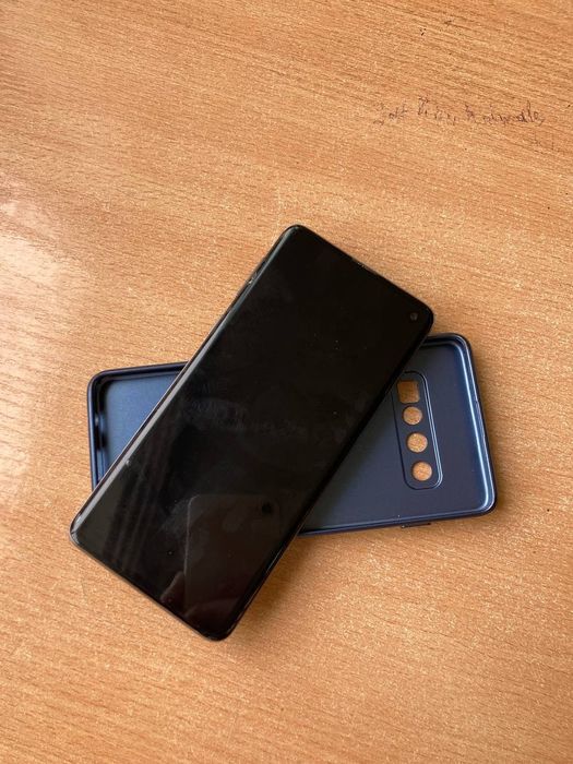 Samsung s10 sotiladi kafolati bilan