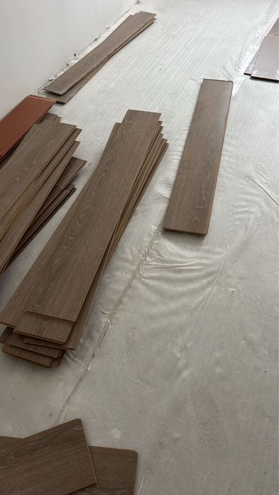 Продается б/у ламинат