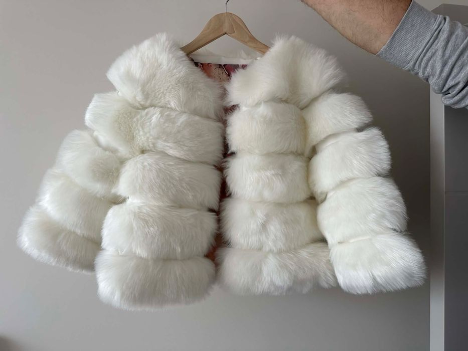 Дамско бяло палто с косъм