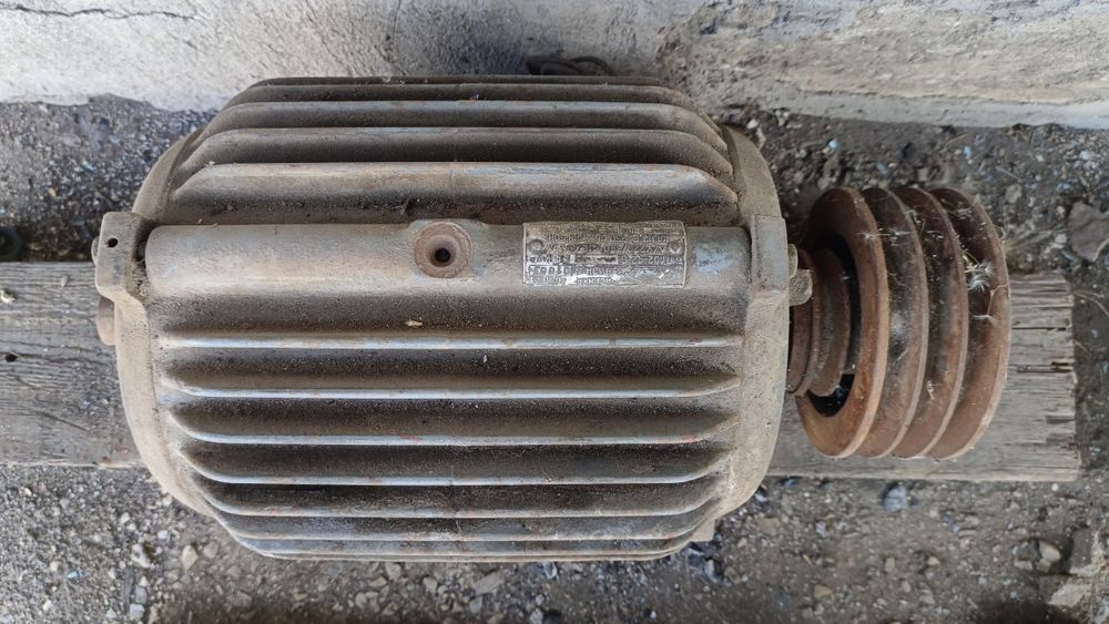 Электро- двигатель