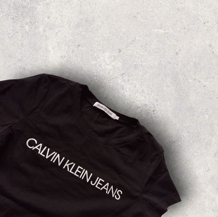 Calvin Klein - s - дамска тениска