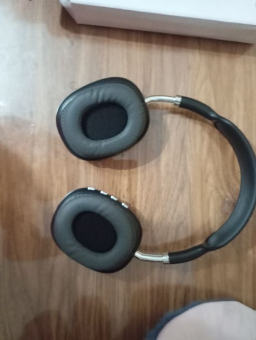 Наушник p9 качественый