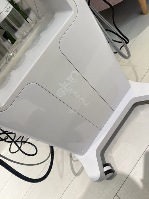 Аппарат для чистки лица 8 в 1