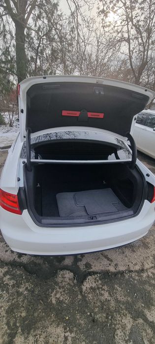 Audi A4 B8.5 facelift | 2.0 TDI (177 CP) | Automata 8+1