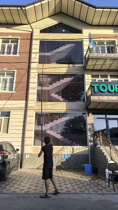 Fasad oynalarini Travertin Alkafon Tunikafonlarni yuvamiz