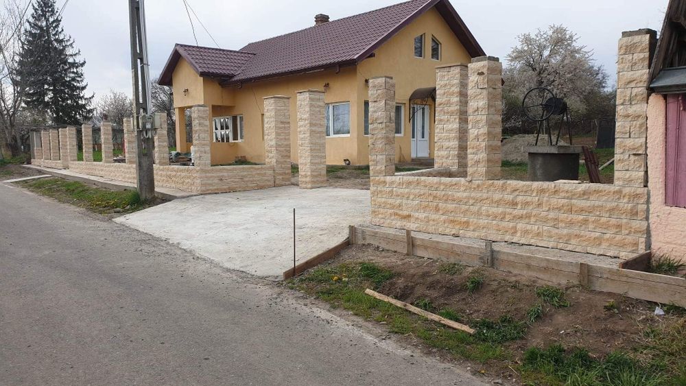 Hidroizolatii, izolatii termice si amenajari interioare