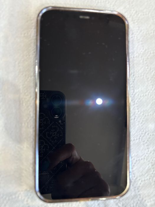 Telefon iphone 12
