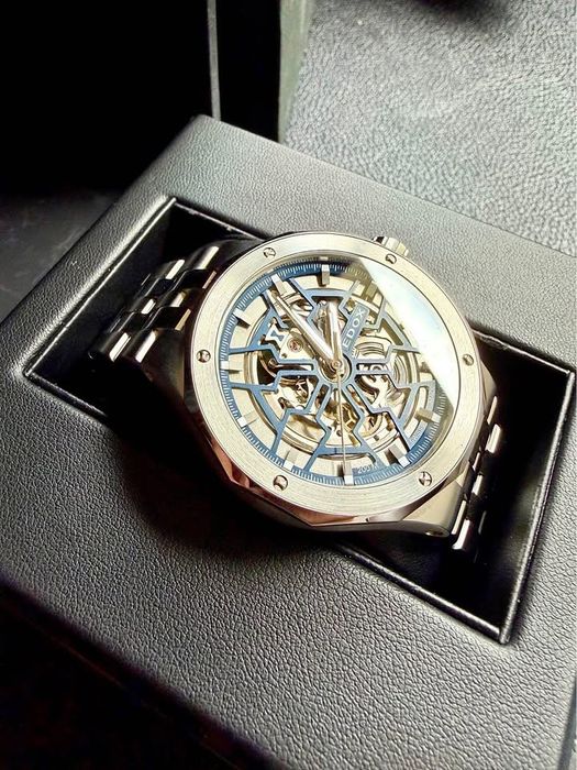 EDOX Delfin Mecano - Швейцарски автоматичен часовник