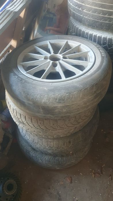 Титанка покрышкой и 3 штуки резины