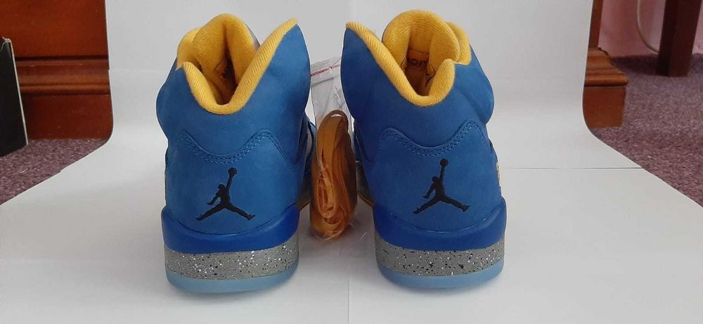 Jordan 5 Retro JSP
Laney Varsity Royal
