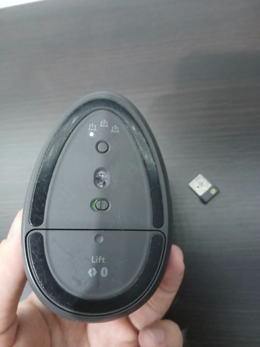 Mouse Logitech vertical Lift