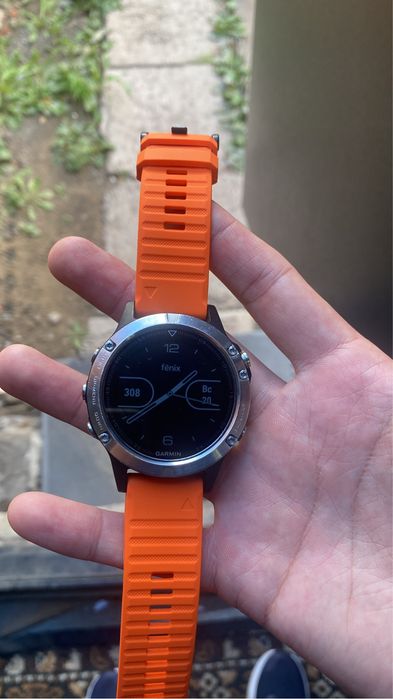 Продам спортивные часы garmin fenix 5