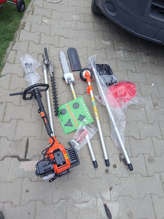 Motocoasā 5in 1 pe benzinā