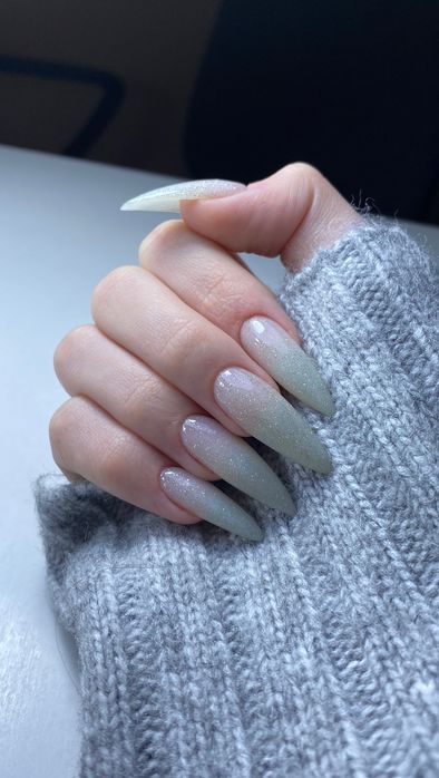 Модель для наращивания ногтей