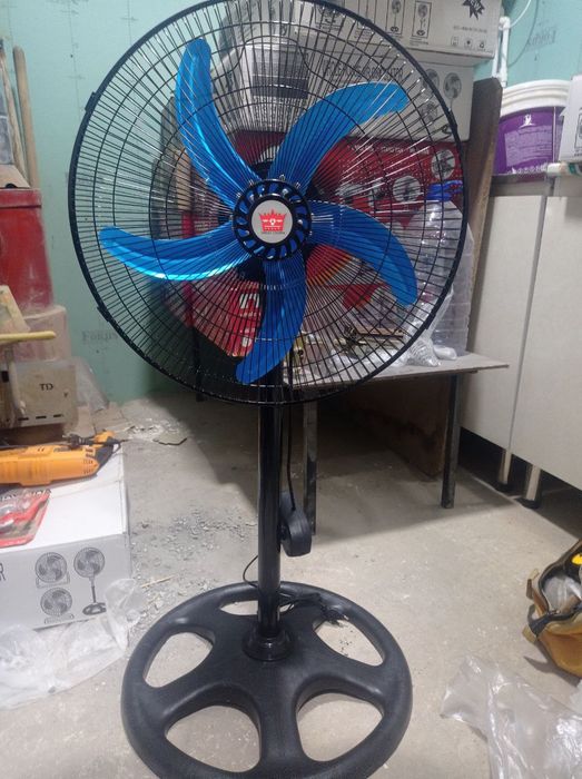 Ventilyator sotiladi