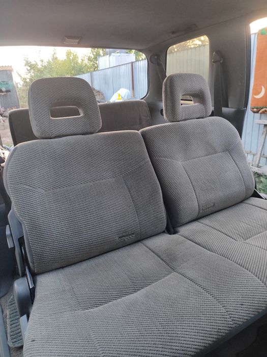 Mitsubishi space wagon 1.8