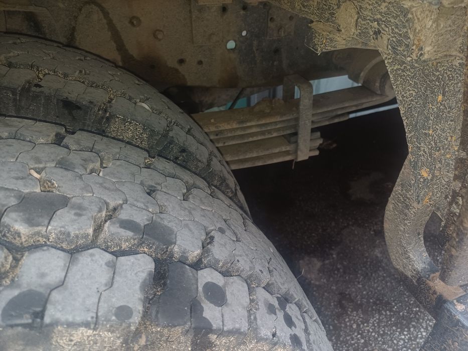 Перфектен бус Mercedes 811