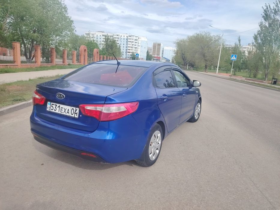 Продам Киа рио один хозяин