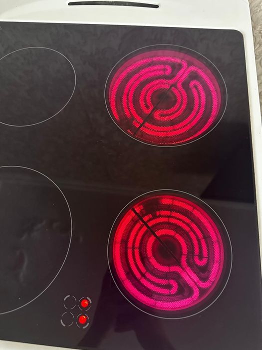 Электрическая плита Hansa