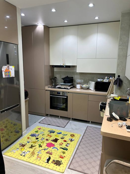 Продается 3х комнатная квртира в ЖК Авиасозлар Плаза (RV)