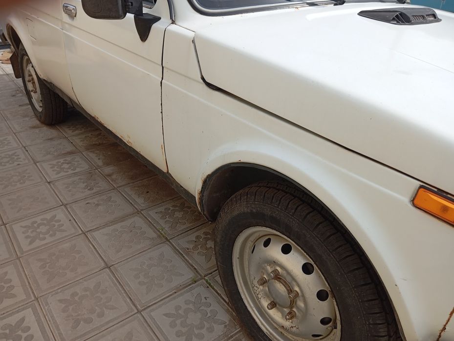 Продам авто нива