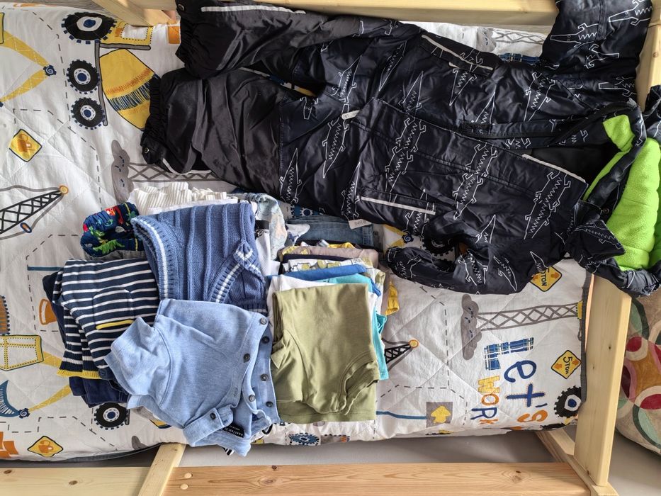 Отдам детскую одежду