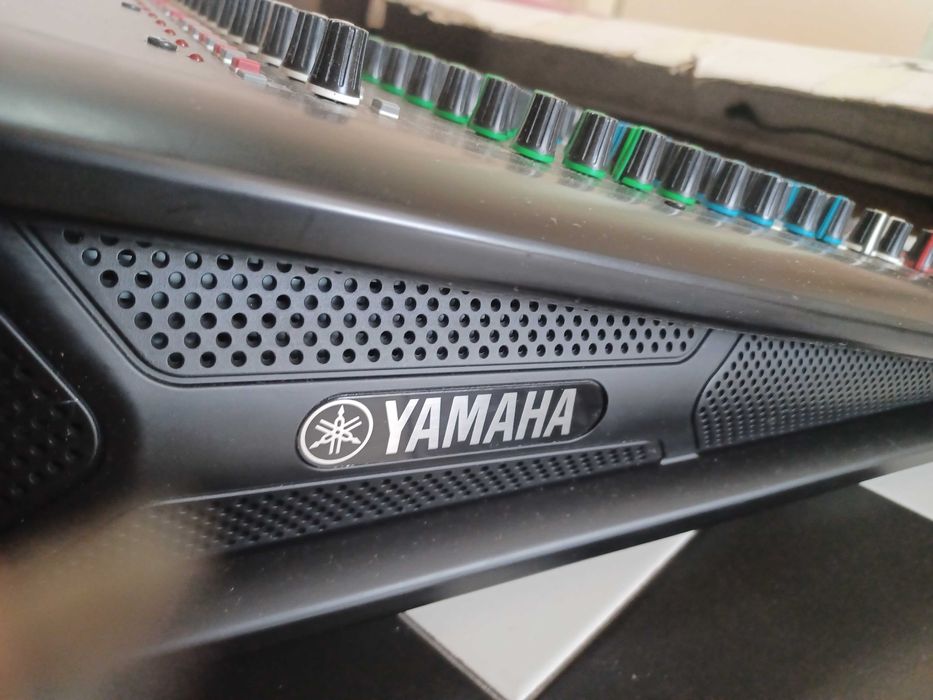 Смесител за Музика YAMAHA чисто Нов!