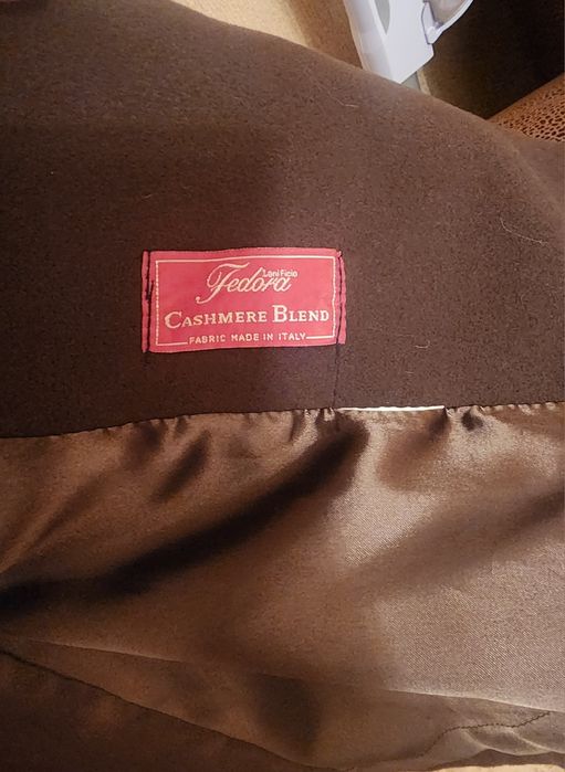 Продаётся пальто