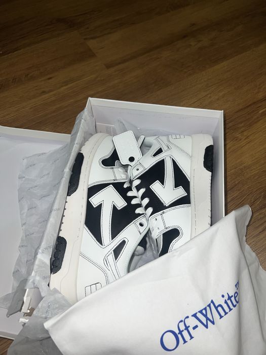 Off white out off ofice