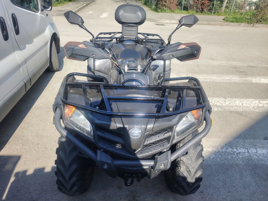 Vând ATV Cf moto( 450 L)