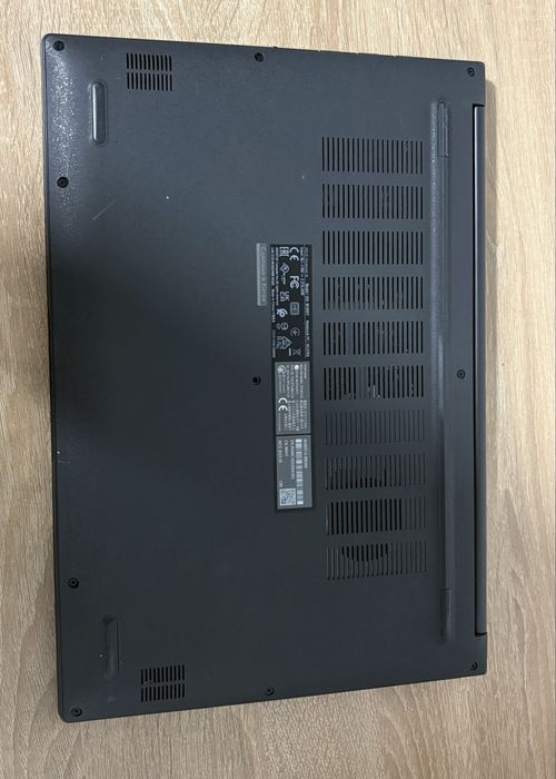 ASUS Vivobook 16 M1605YA