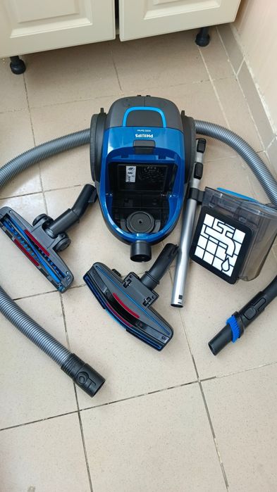 Пылесос Philips 1900w