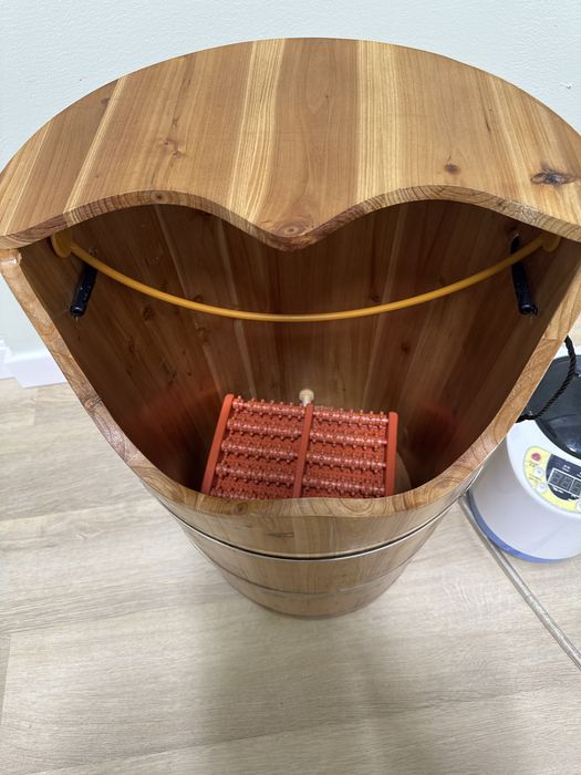 Продам фитобочку для ног