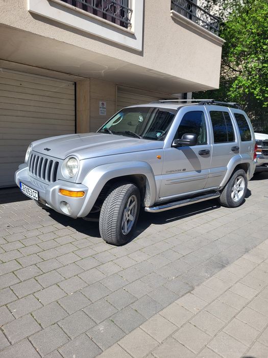 Jeep Cherokee 3.7 Limited 4x4 – газ, теглич, Mopar багажник, нов ГТП, реални 225 000 км