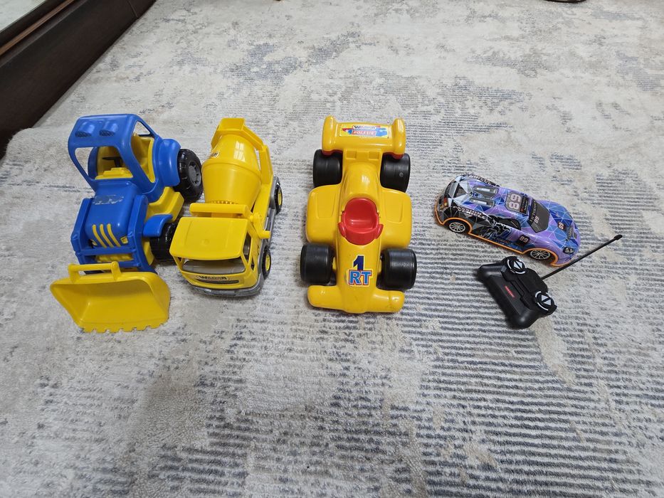 Игрушечные машинки для детей