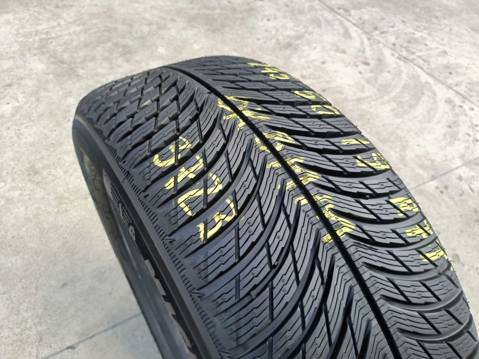 O anvelopa iarna 245 50 19 michelin pilot alpin 5 zp run flat 8 mm