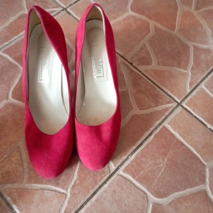 Vand pantofi in stare foarte buna 39