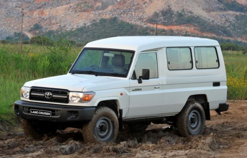 Запчасти на Toyota Land Cruiser J76