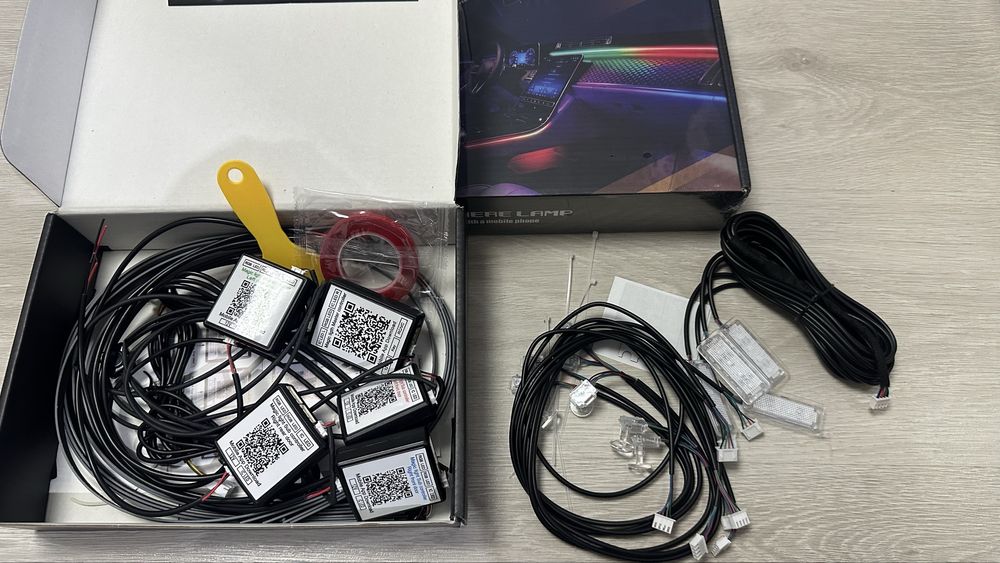 Kit iluminat ambiental digital RGB cu aplicatie - Avem si fire RGB led