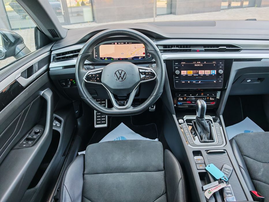 VW Arteon • Plug in Hibrid • R Line • Facelift •