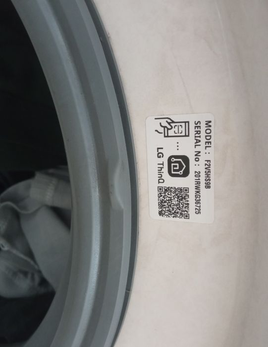 Стиральная машина LG 7KG в хорошем состоянии