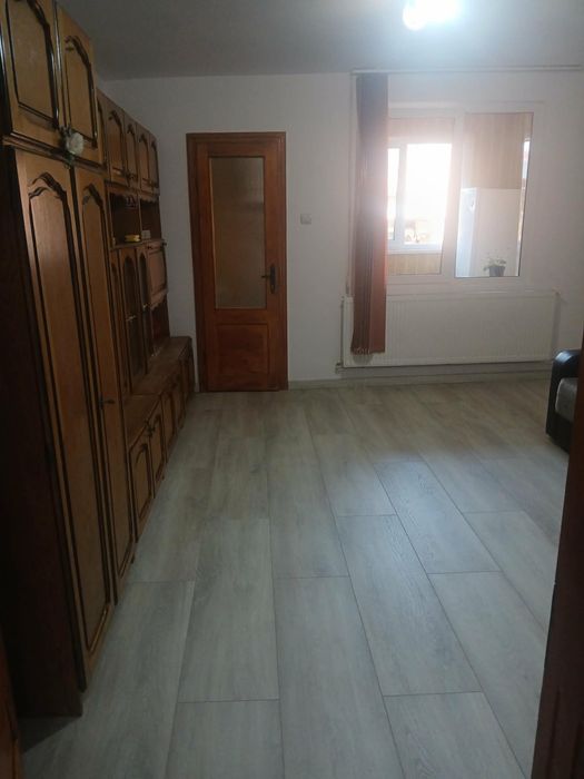 Garsoniera de vanzare