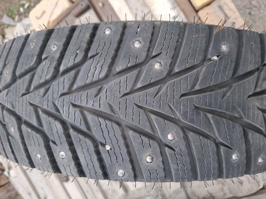 Продам автошины зимние